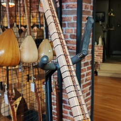 42 CM KARAAĞAÇ KISA SAPLI BAĞLAMA (KOD: 03487)