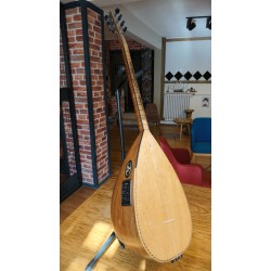 42,5 CM CEVİZ KISA SAPLI BAĞLAMA (KOD: 03509)