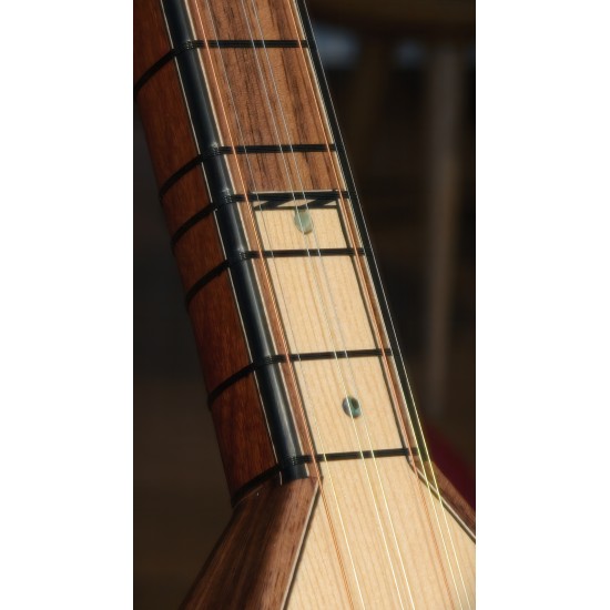 40 CM CEVİZ KISA SAPLI BAĞLAMA (KOD: 03565)