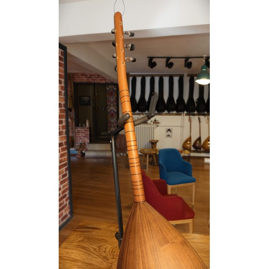 40 CM CEVİZ KISA SAPLI BAĞLAMA (KOD: 03565)