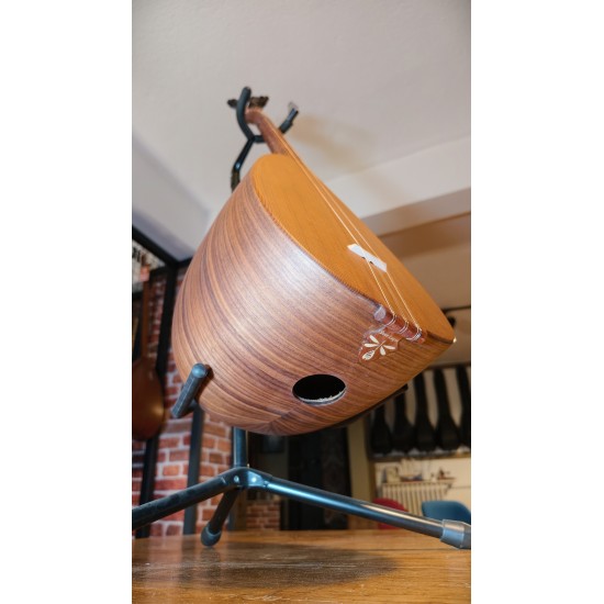 38,5 CM CEVİZ KISA SAPLI BAĞLAMA (KOD: 03568)